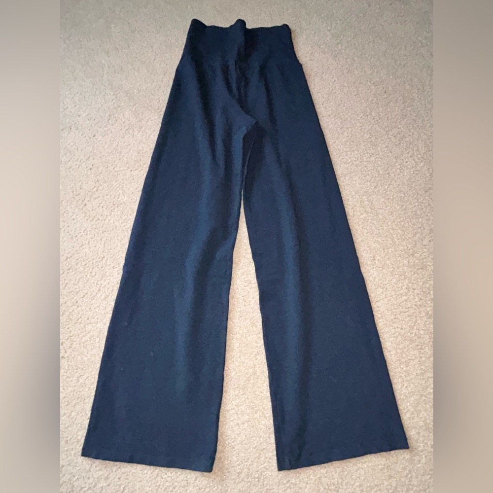 Brandy Melville Wide-Leg Navy Pants - Picture 4 of 4